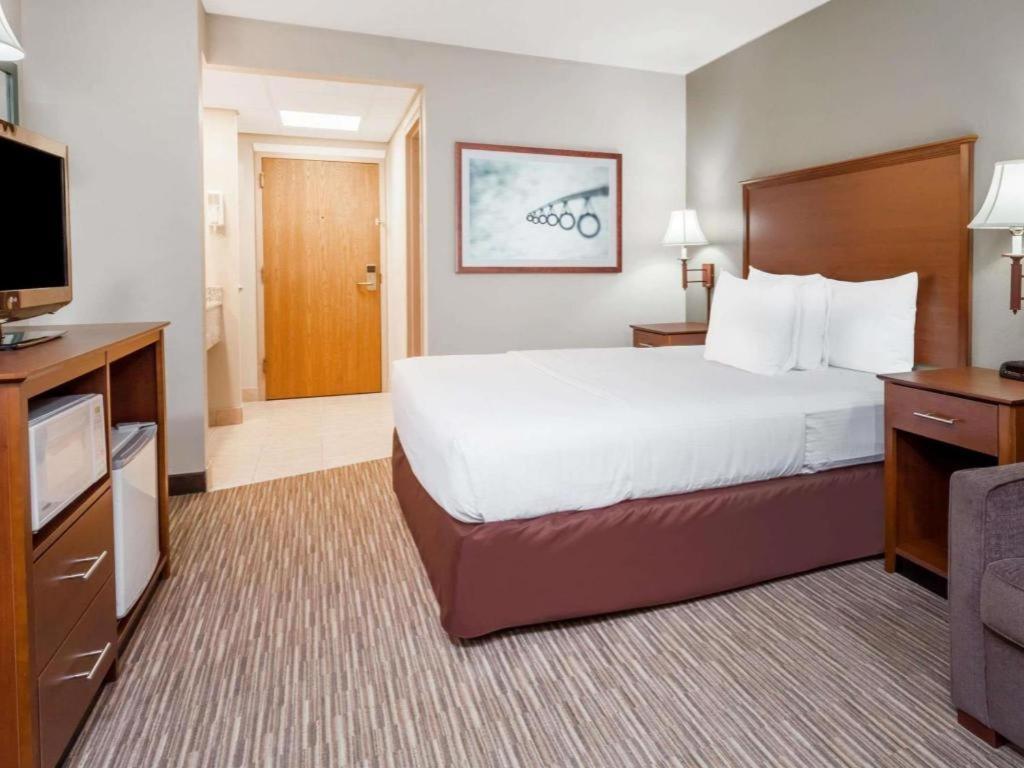 Days Inn Springfield South Exteriör bild