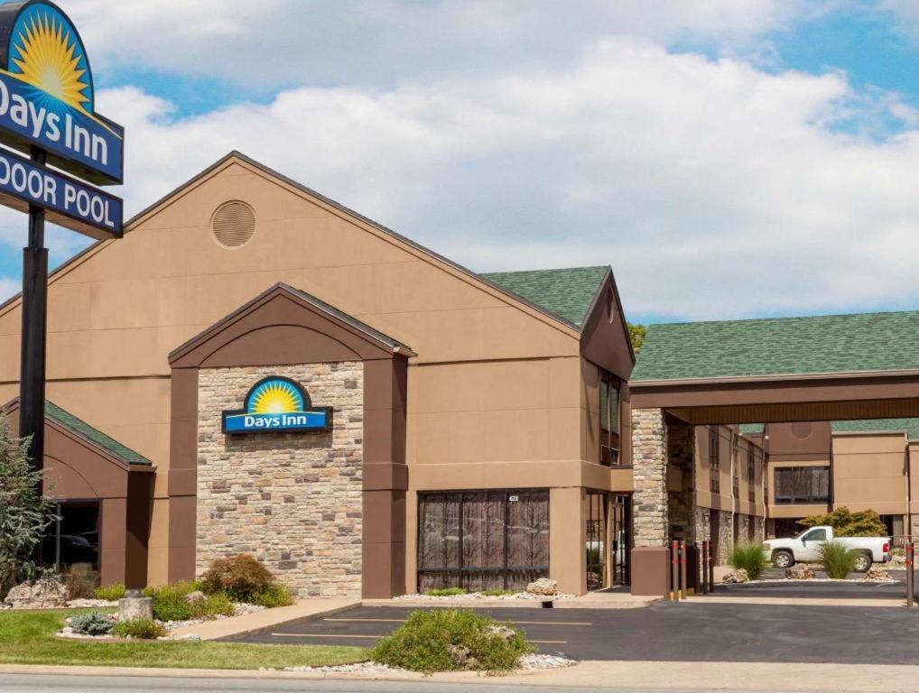Days Inn Springfield South Exteriör bild