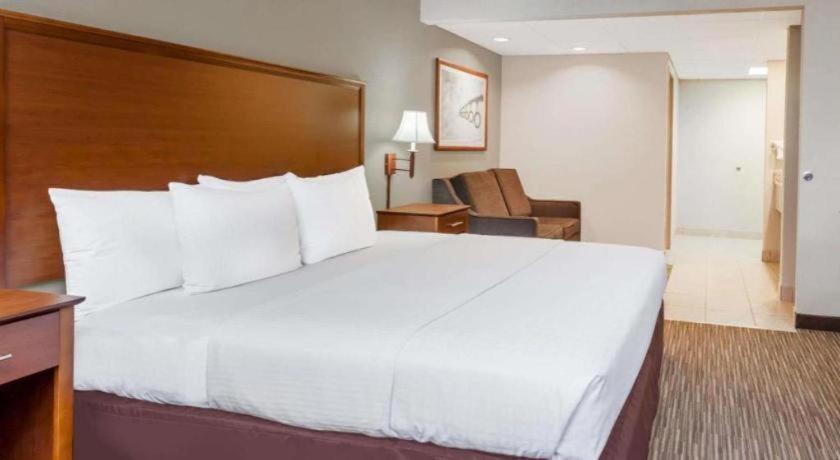 Days Inn Springfield South Exteriör bild